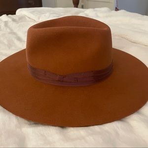 Reddish Brown Felt Fedora